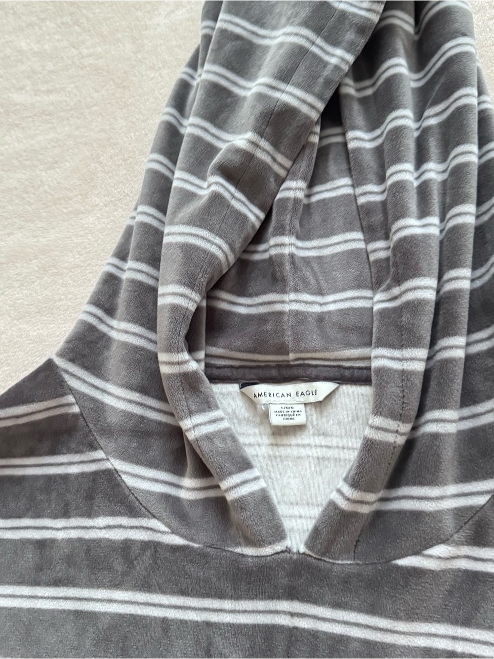 Sweater Subcategory Identification - Picture 4 of 7